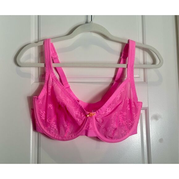 Cacique NWOT bra size 34F bright pink lace t-shirt bra - Picture 1 of 4